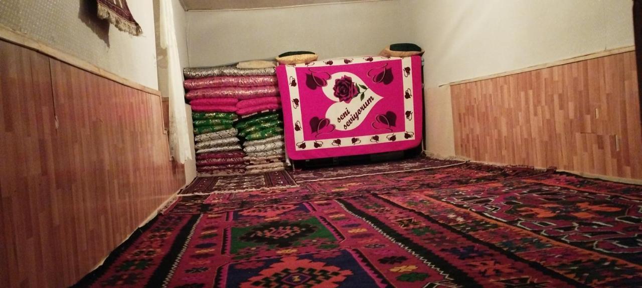 Zaur Guest Hause Hotel Xinaliq Kültér fotó